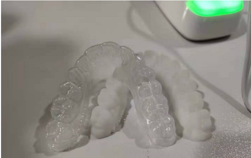 3D打印技術(shù)在牙科義齒領(lǐng)域中牙套制作的應用是怎樣的呢?(圖3) 3D打印技術(shù)在牙科義齒領(lǐng)域中牙套制作的應用是怎樣的呢?(圖3)